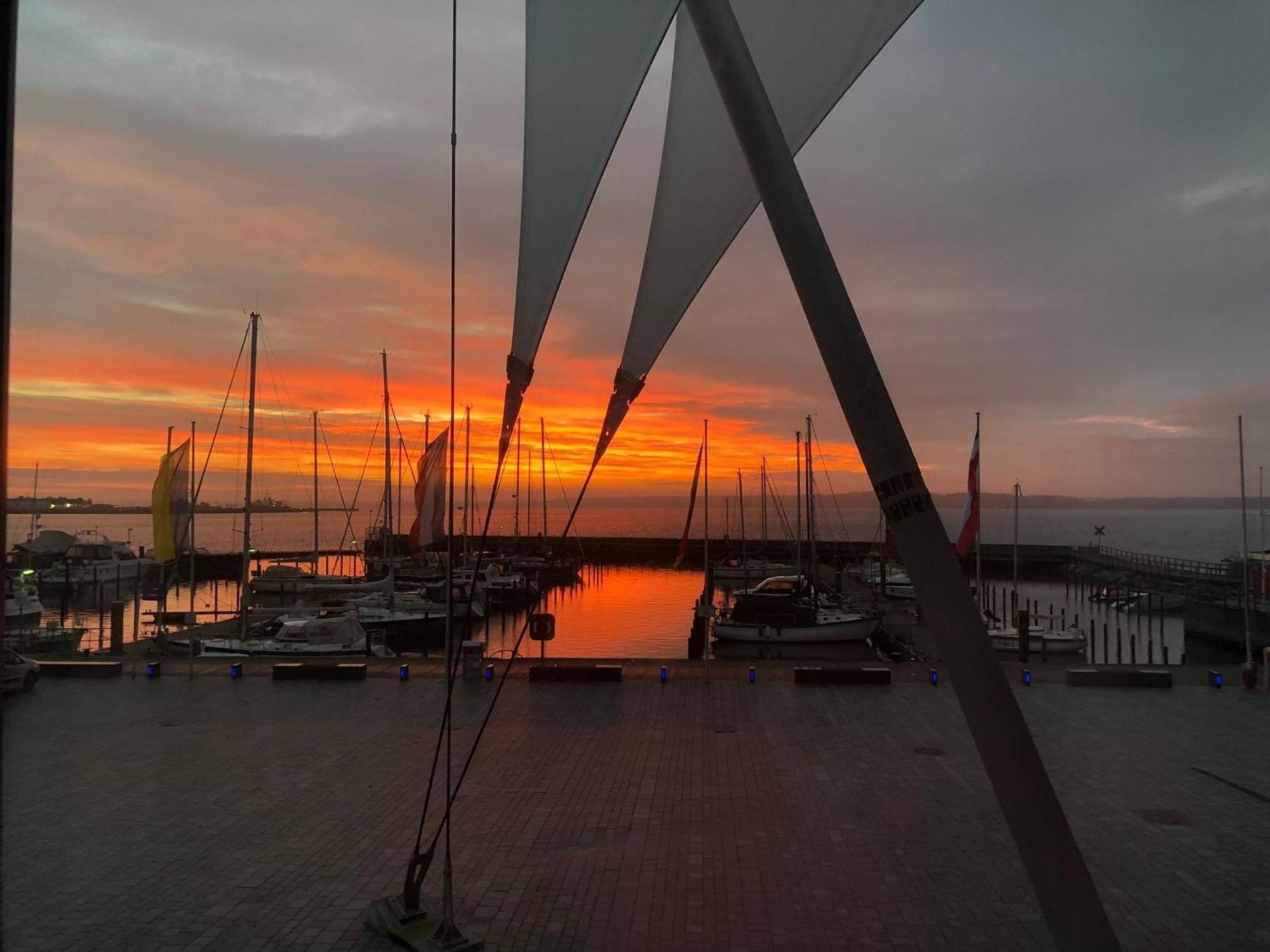 Apartment 10 - "Borbyblick" - Blickrichtung Hafen Und Offene See 엑케른포르데 외부 사진
